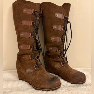 SOREL Joan Of Arctic Size 8.5 -Wedge Tall Suede Brown Knee High Laced Boots